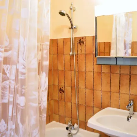 Apartment Calme Avec Terrasse Et Parking Au Lavandou - 3 Couchages - Fr-1-251-31 *